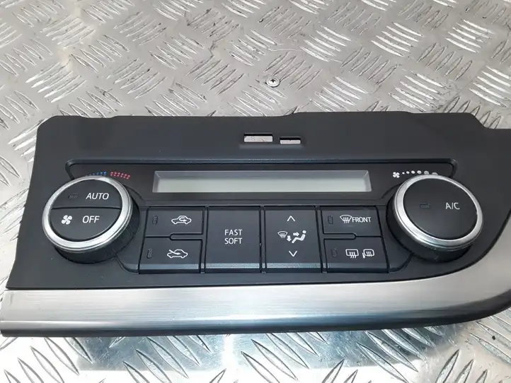 Toyota Auris E180 (2012 - 2018) 5590002380 Кнопка кондиционера — фото 2