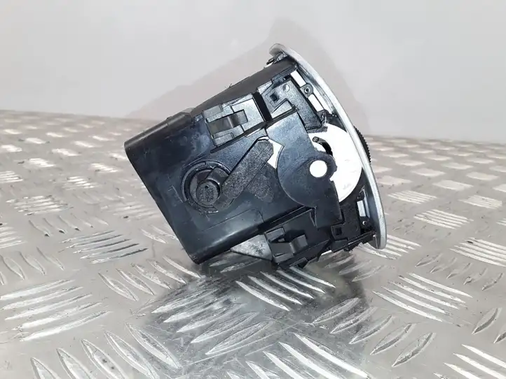 Lancia Ypsilon (2006 - 2011) 363166 Боковой воздушный дефлектор — фото 3