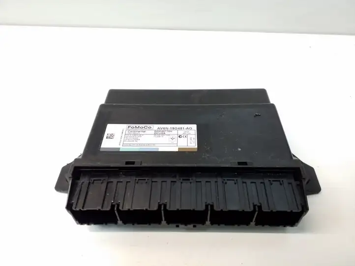 Ford Focus (2011 - 2015) AV6N19G481AG Модуль комфорта — фото 1