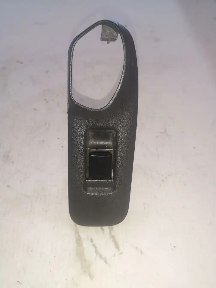 Nissan Primera (2000 - 2001) 80960 Кнопка стеклоподъемников — фото 1