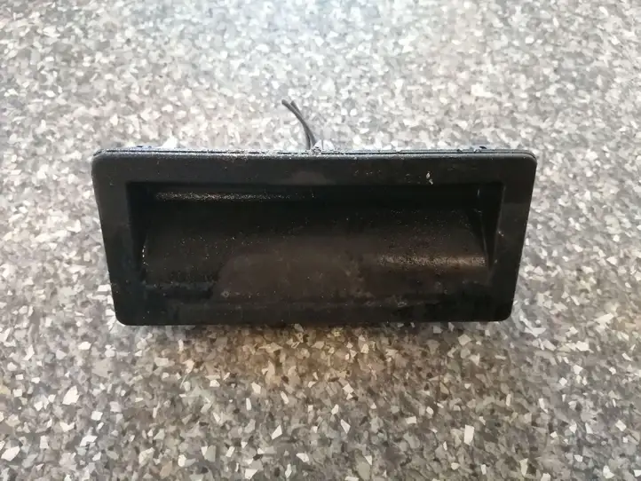Volkswagen PASSAT B6 (2005 - 2010) 5N0827566 Кнопка закрытия крышки багажника — фото 1