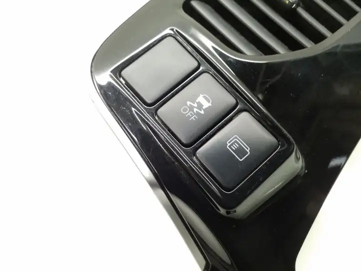 Mitsubishi Outlander (2016 - 2018) 8030A201 Боковой воздушный дефлектор — фото 5