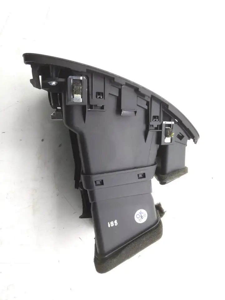 Kia Optima (2010 - 2013) 974902T900 Боковой воздушный дефлектор — фото 3