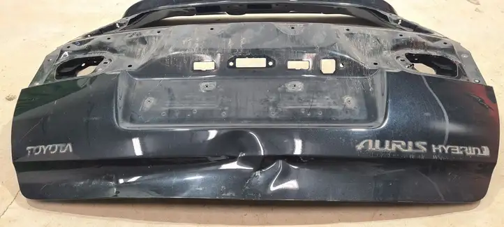 Toyota Auris E180 (2012 - 2018) Крышка багажника — фото 2