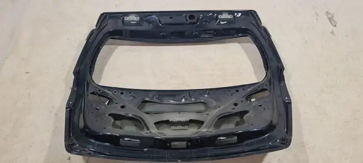 Toyota Auris E180 (2012 - 2018) Крышка багажника — фото 3
