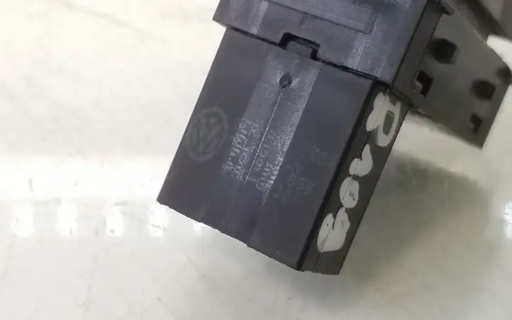 Volkswagen Jetta V (2005 - 2010) 1F0959855 Кнопка стеклоподъемников — фото 5