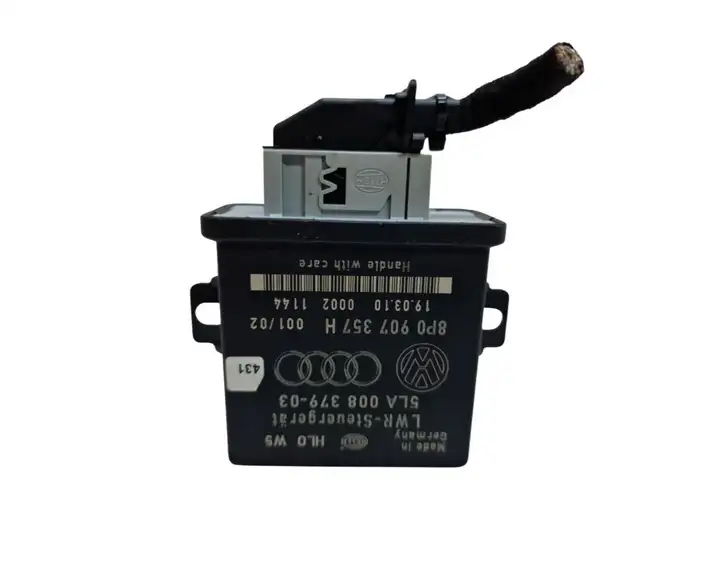 Audi A6 S6 C6 4F (2008 - 2011) 8P0907357H Блок управления светом — фото 1