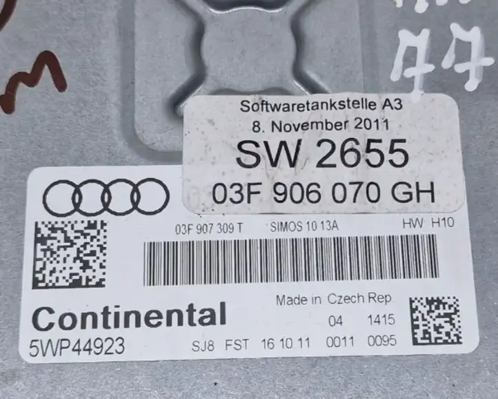 Audi A3/S3 8P (2008 - 2013) 03F906070GH Блок управления двигателем (ЭБУ) — фото 6