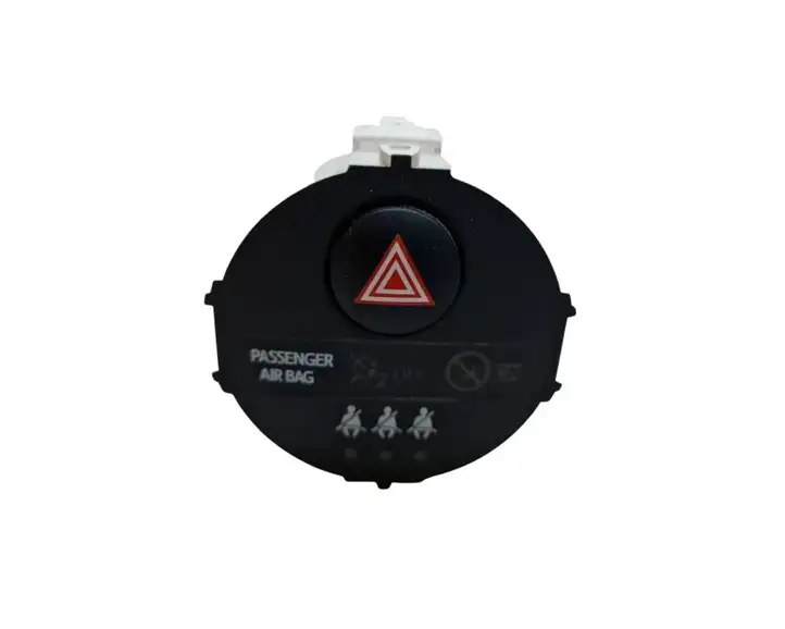 Toyota Yaris (2009 - 2012) 839500D050A Включатель аварийных фонарей — фото 1