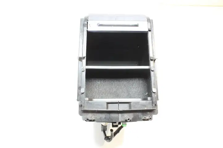 Honda CR-V (2009 - 2012) 83411SWAJ010M1 Вещевой ящик — фото 3