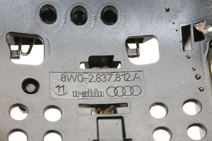 Audi A4 S4 B9 (2015 - 2019) 8W02837812A Внутренняя ручка задней двери — фото 4