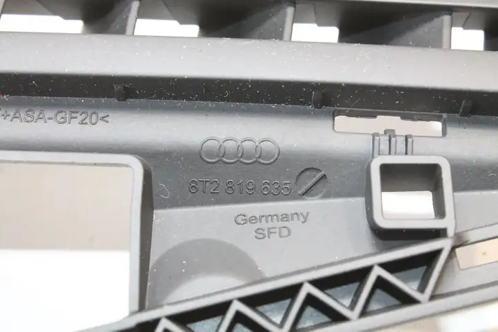 Audi A5 8T 8F (2007 - 2011) 8T2819635 Декоративная планка — фото 9