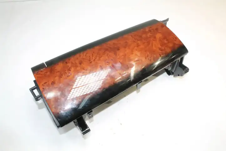 Toyota Prius (XW30) (2009 - 2015) 5545247041 Вещевой ящик — фото 1