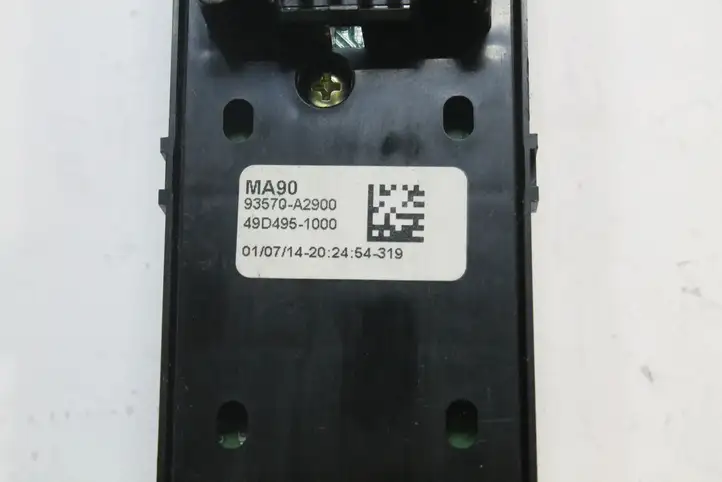 Kia Ceed (2012 - 2015) 93570A2900 Кнопка стеклоподъемников — фото 4