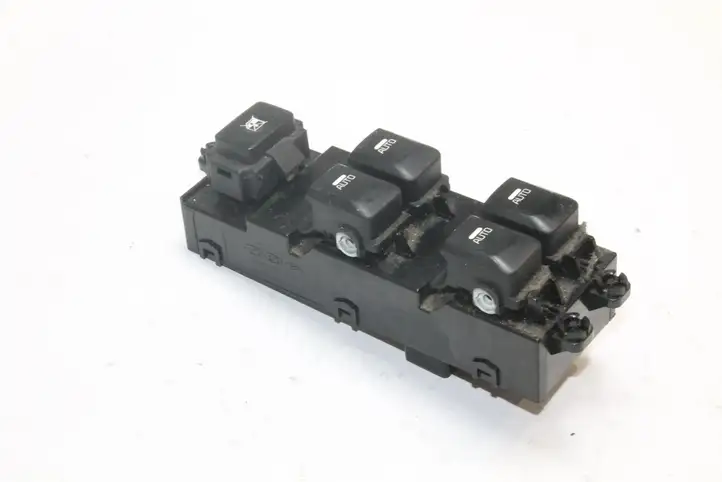 Kia Ceed (2012 - 2015) 93570A2900 Кнопка стеклоподъемников — фото 8