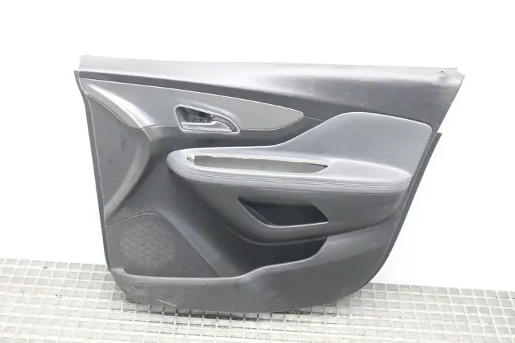 Opel Mokka (2012 - 2016) Обшивка передней двери — фото 1