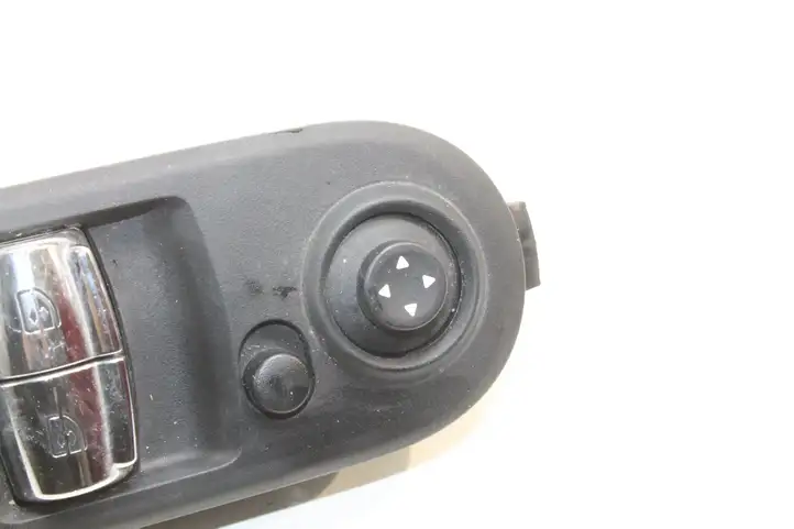 Mini One Cooper F56 F55 (2012 - 2022) 9354853 Кнопка фаркопа в багажнике — фото 6