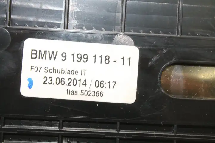 BMW 5 GT F07 (2010 - 2017) 9199118 Вещевой ящик — фото 5