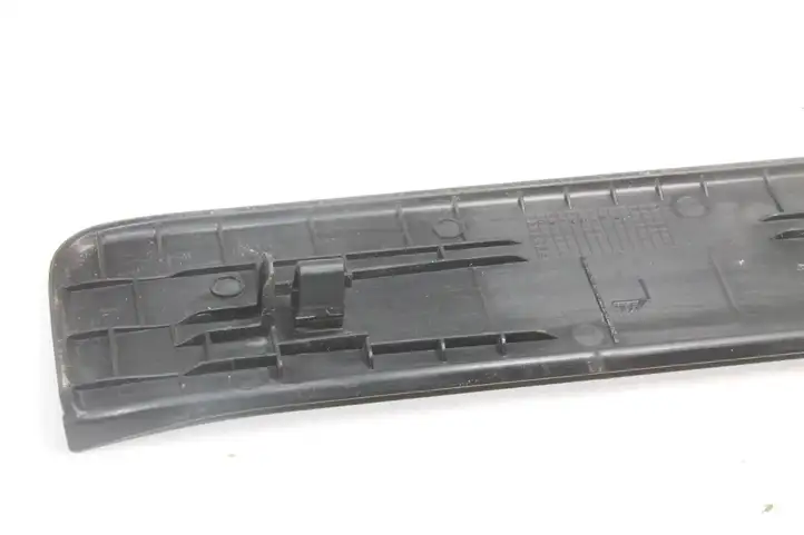 Honda CR-V (2009 - 2012) 84202SWAA012M1 Отделка переднего порога — фото 5