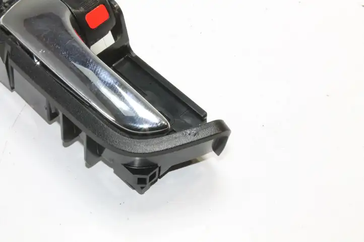 Toyota Prius (NHW20) (2003 - 2009) 6927447010 Внутренняя ручка двери — фото 3