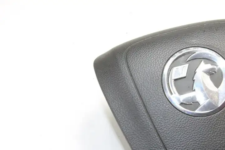 Opel Mokka (2012 - 2016) 95328138 Подушка безопасности руля — фото 2
