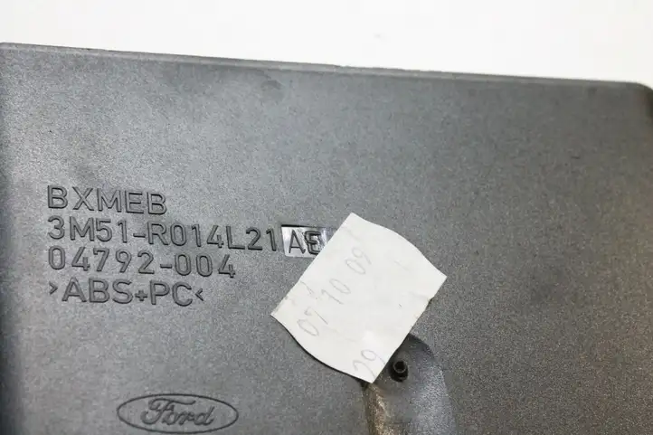 Ford Kuga I (2008 - 2012) 3M51R014L21AE Воздушная решетка панели — фото 4