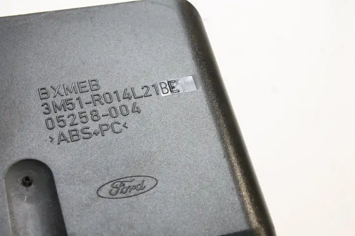 Ford Kuga I (2008 - 2012) 3M51R014L21BE Воздушная решетка панели — фото 4