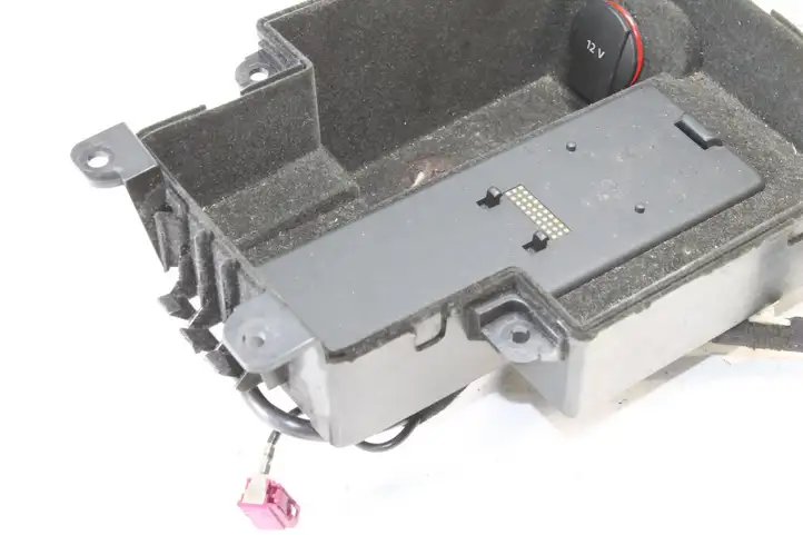 Audi A4 S4 B8 8K (2007 - 2011) 8K0864981F Вещевой ящик — фото 3