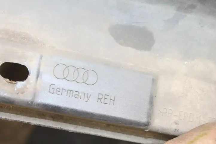 Audi A4 S4 B7 8E 8H (2004 - 2009) 8E0853860 Порог кузова — фото 2