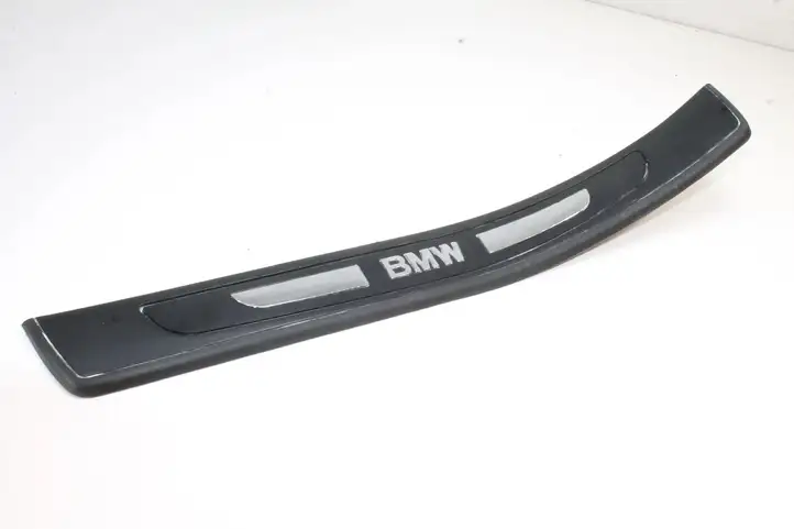 BMW 7 E65 E66 (2001 - 2008) 60829010 Отделка заднего порога — фото 1