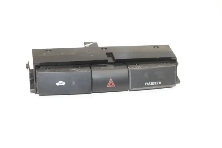 Toyota Corolla Verso E121 (2004 - 2007)  153965 Включатель аварийных фонарей