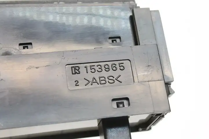 Toyota Corolla Verso E121 (2004 - 2007)  153965 Включатель аварийных фонарей