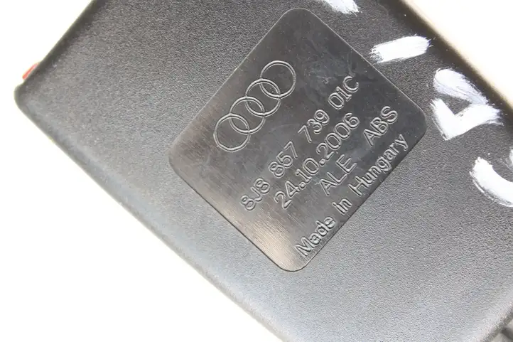 Audi TT Mk1 (2003 - 2006) 8J8857739 Задний средний замок ремня — фото 3