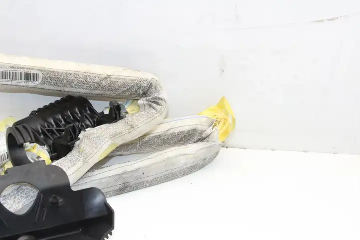 BMW 3 E92 E93 (2005 - 2014) 30366089 Боковая подушка безопасности шторка — фото 4