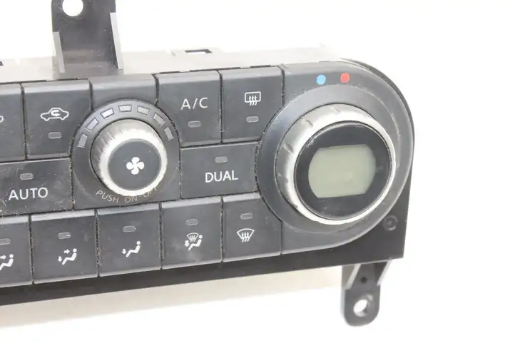 Nissan Qashqai (2006 - 2010) 27500JD40D Управление климат контролем — фото 3