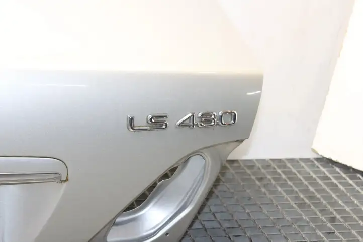 Lexus LS 430 (2000 - 2003) Крышка багажника — фото 15