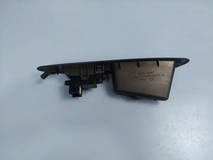 Nissan Primera (2001 - 2008) 25411AV600 Блок кнопок стеклоподъемников — фото 6