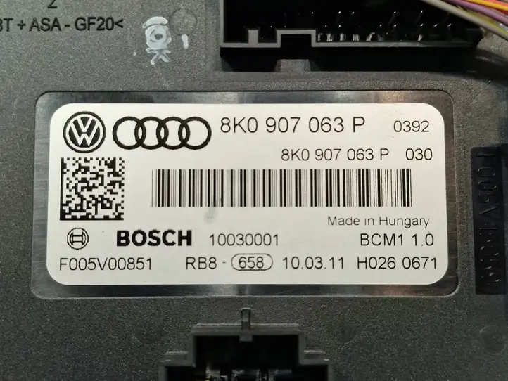 Audi Q5 SQ5 (2008 - 2012) 8K0907063P Модуль комфорта — фото 3