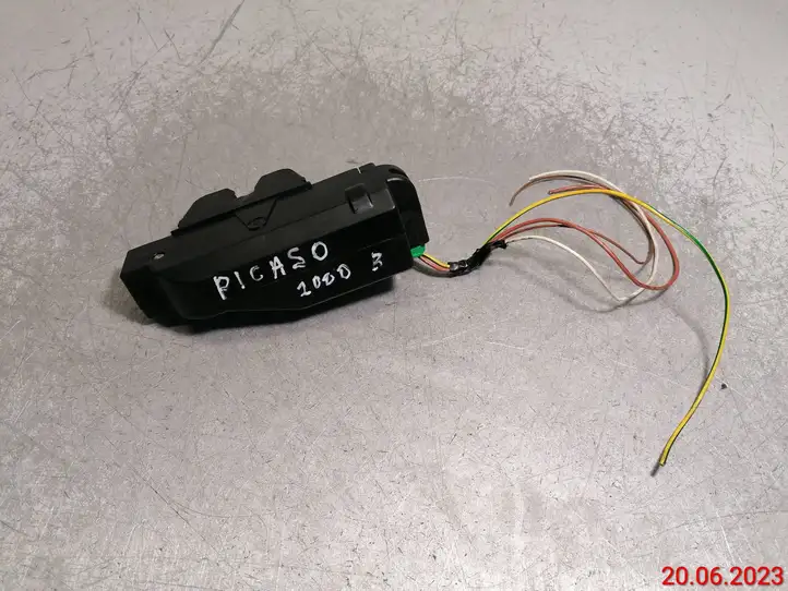 Citroen Xsara Picasso (1999 - 2012) 9633089280 Замок крышки багажника — фото 4