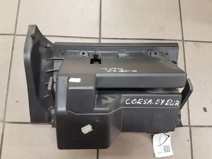 Opel Corsa D (2006 - 2010) 13205097 Бардачок в сборе — фото 3
