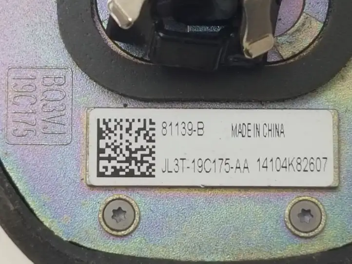 Ford F150 (2020 - ) JL3T19C175 GPS антенна — фото 3