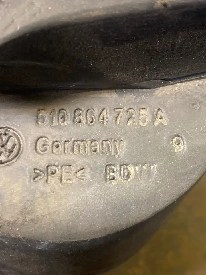 Volkswagen Golf Sportsvan (2014 - 2017) 510864725A Абсорбер крыла — фото 4