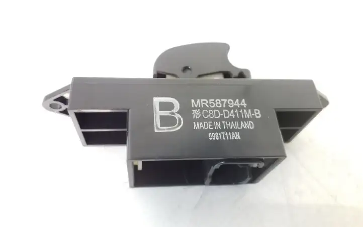 Mitsubishi ASX (2010 - 2016) MR587944 Кнопка стеклоподъемников — фото 2