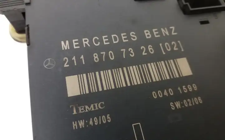 Mercedes-Benz E W211 (2002 - 2009) 2118707326 Блок управления дверью — фото 2