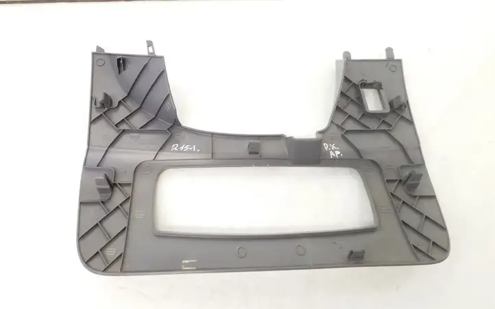 Fiat Scudo (2007 - 2016) 1498142077 Нижняя отделка панели приборов — фото 3