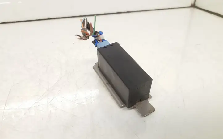 Opel Combo (2011 - 2017)  A89001700 Другое реле