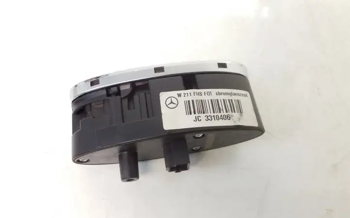 Mercedes-Benz E W211 (2002 - 2009) A2118218651 Блок кнопок стеклоподъемников — фото 2