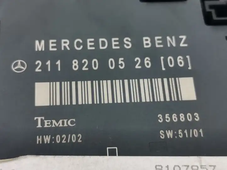 Mercedes-Benz E W211 (2002 - 2009) 2118200526 Блок управления дверью — фото 4