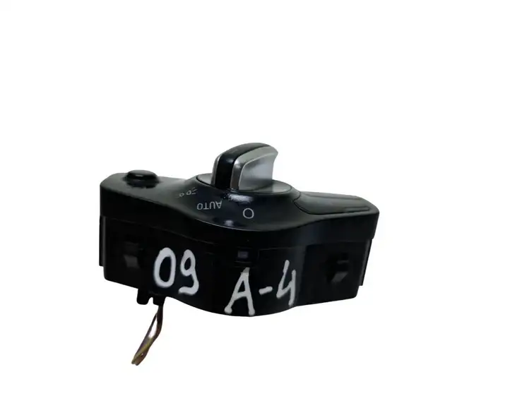 Audi A4 S4 B8 8K (2007 - 2011) 8K0941531G Включатель фонарей — фото 5