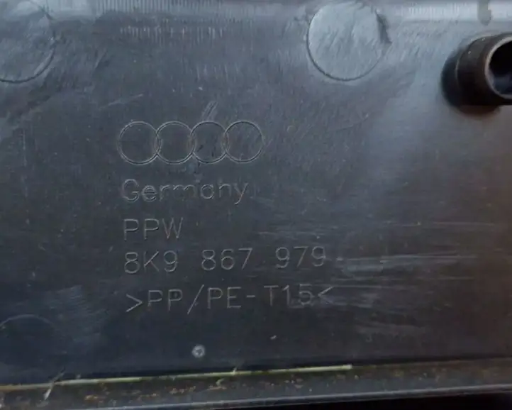 Audi A4 S4 B8 8K (2007 - 2011) 8K9867979 Комплект обшивки крышки багажника — фото 9